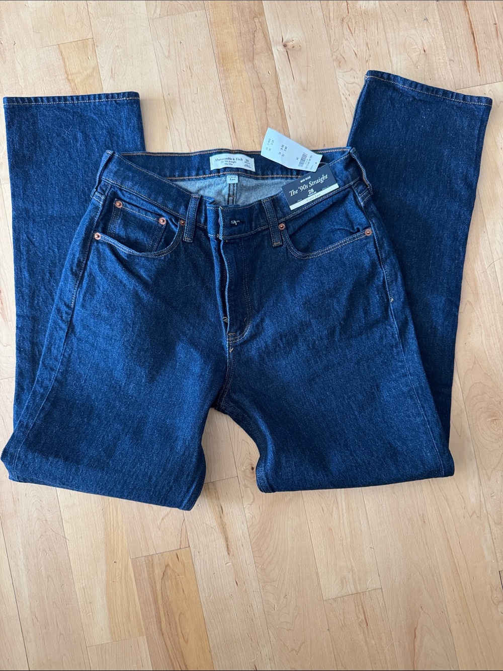 Abercrombie Women’s Straight Leg Jeans in Dark Blue Denim mid rise curve love